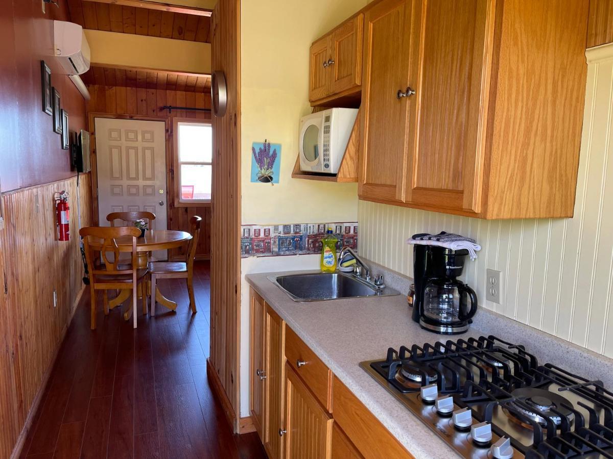 Beach & Breeze Cottages Stanley Bridge Екстериор снимка